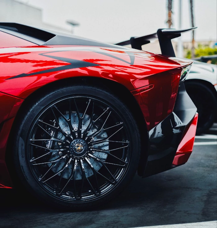 image Lamborghini rouge